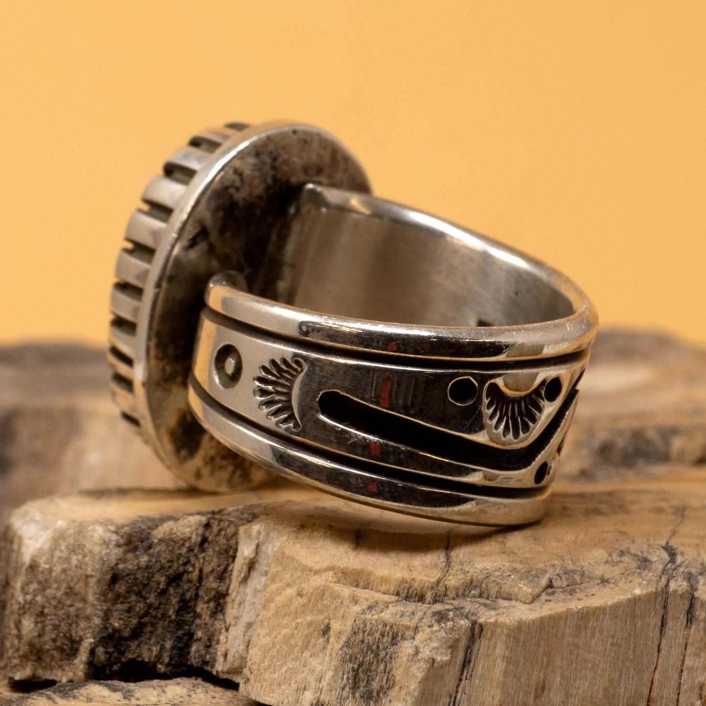 Turquoise Ring with Modern Setting & Stamped Silver Band | Size 7.5