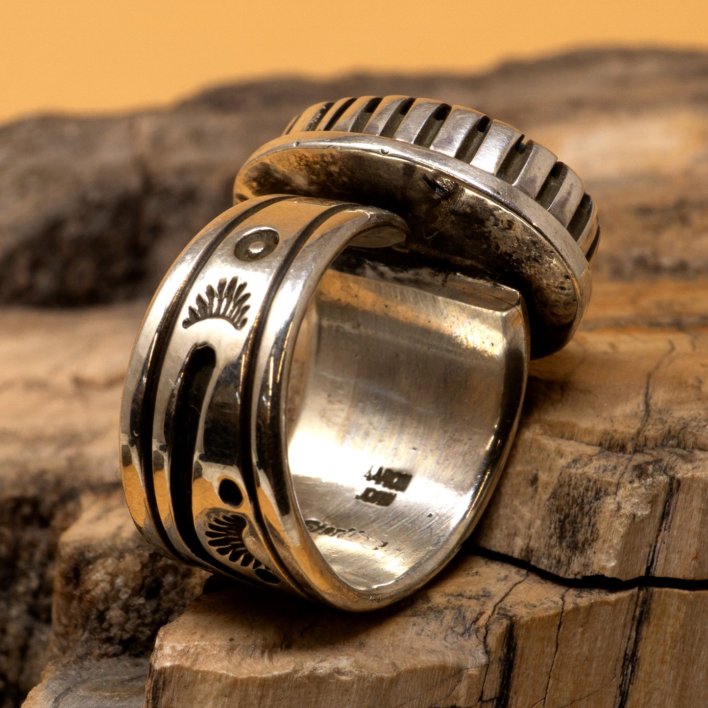 Turquoise Ring with Modern Setting & Stamped Silver Band | Size 7.5
