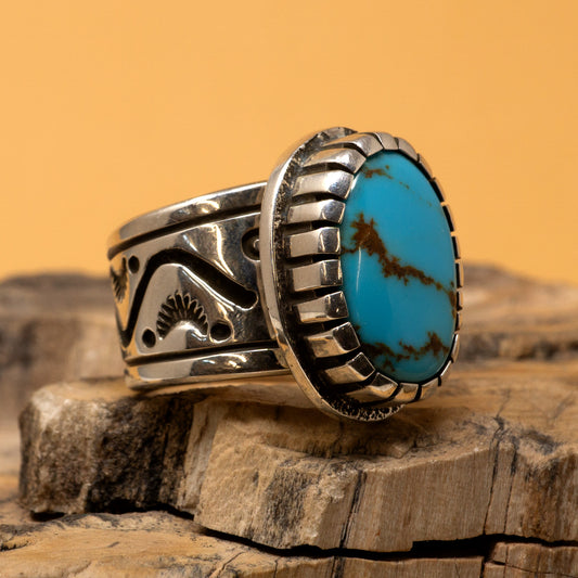 Turquoise Ring with Modern Setting & Stamped Silver Band | Size 7.5