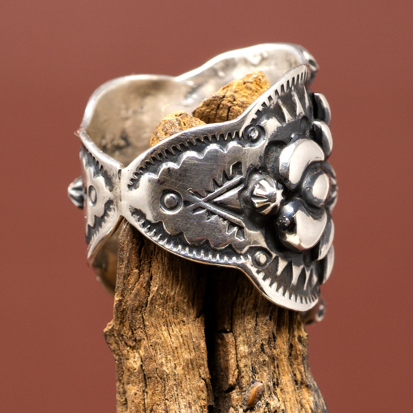 Turquoise Set in Ornate Silver Ring | Size 8.5