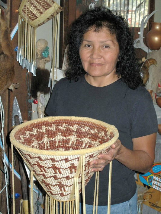 Apache Burden Baskets: The Art of Mary Jane Dudley
