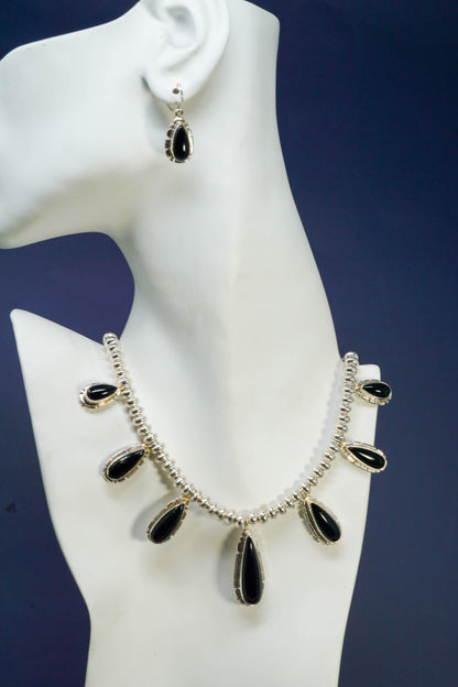Sterling Silver Navajo Pearls & Onyx Necklace with Earrings