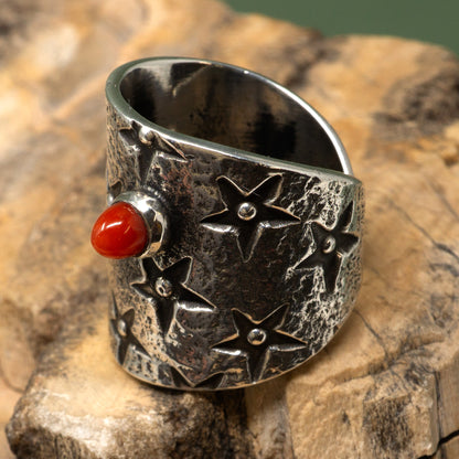 Coral in Cast Sterling Silver Star-Patterned Ring by Monty Claw | Size 7.75