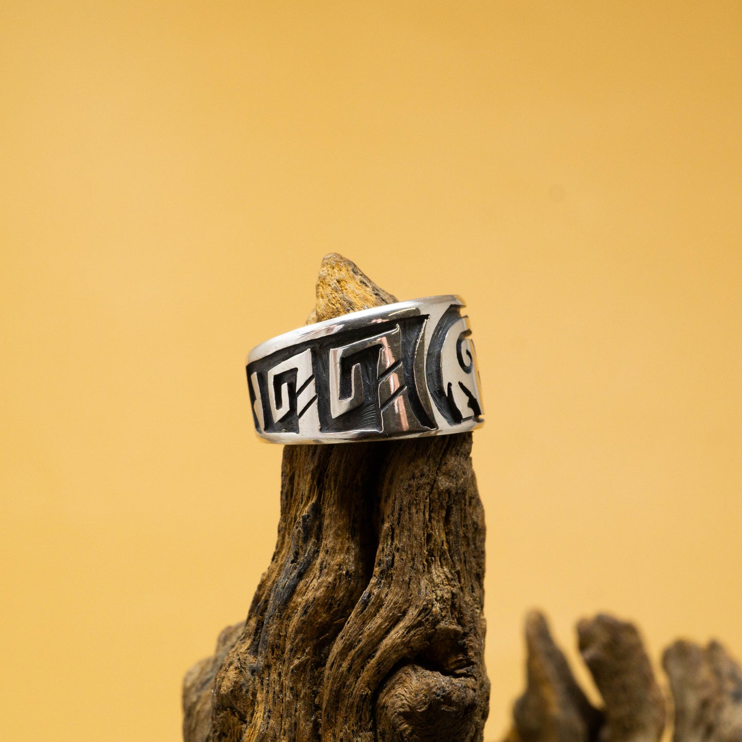 Navajo Sterling SIlver Inlay Bear Ring - Size-8.25