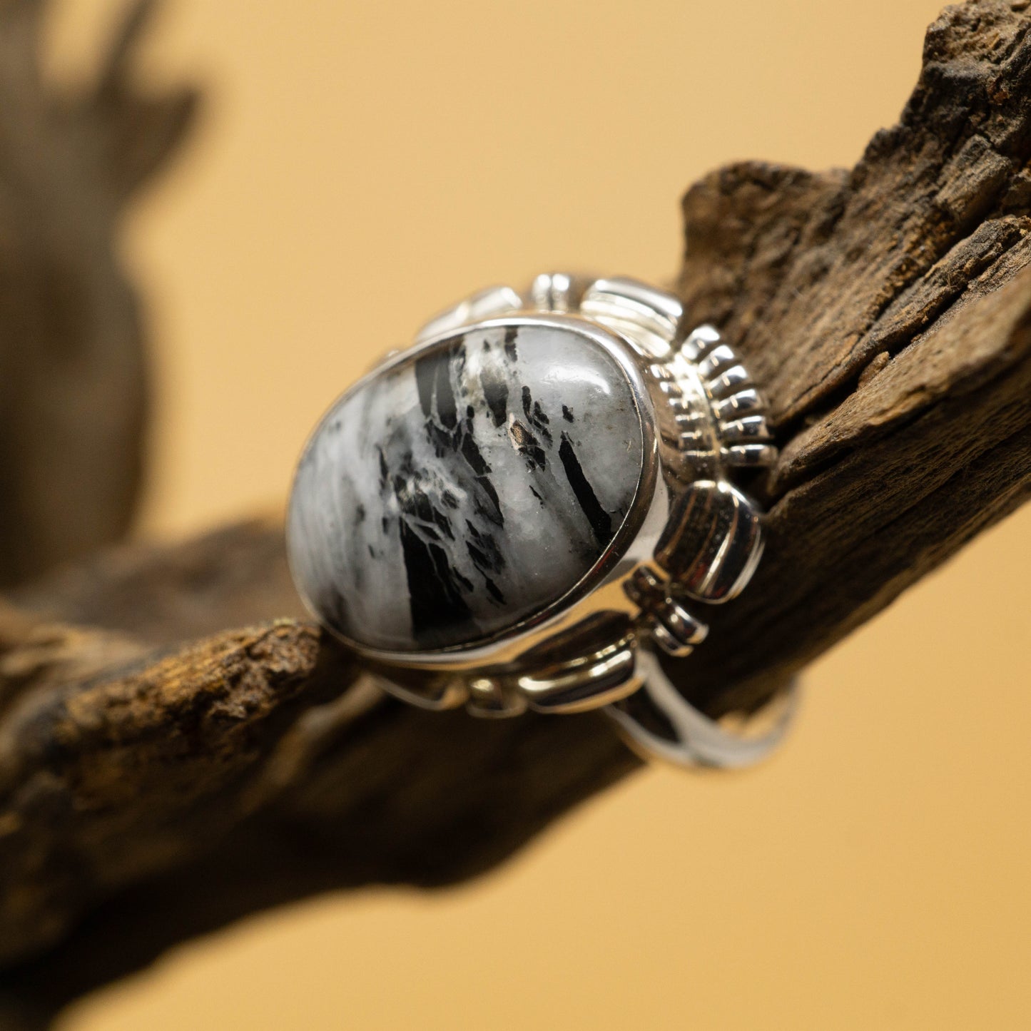 Oval White Buffalo Turquoise in Sterling Silver Ring - Size 8.75
